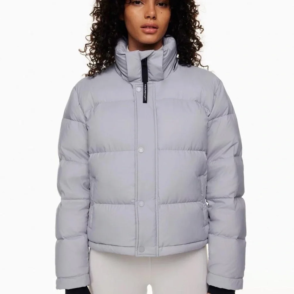 ARITZIA SUPER PUFF SHORTY XS MARBLE GREY - Picture 2 of 12